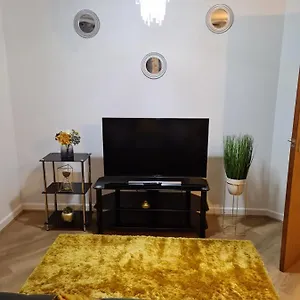 Apartment 1 Bed Apartment, Peckham Rye, London